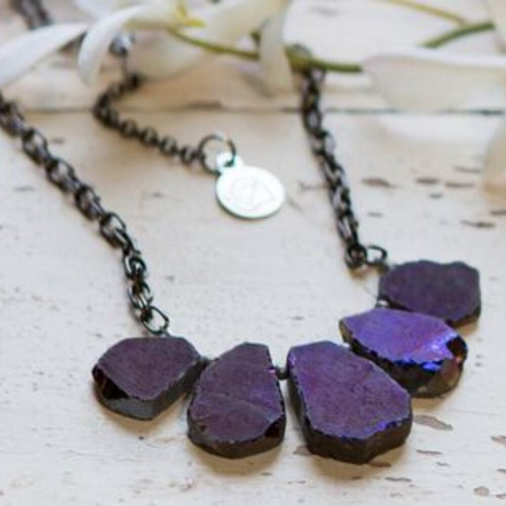 7 Charming Sisters Jakarta‎ Rainbow Titanium Stone Necklace